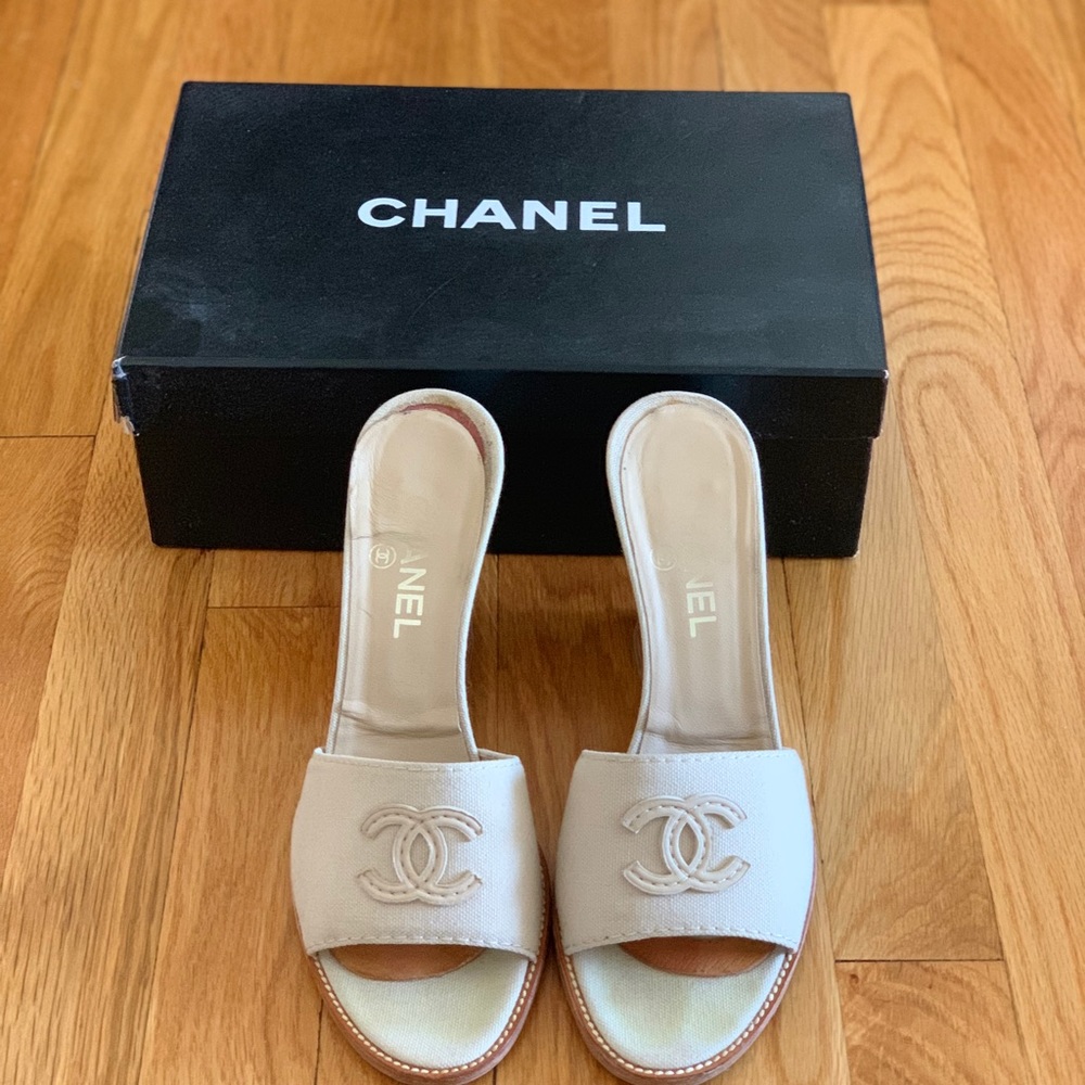 Authentic Chanel Nude Wedges! Size 9.5